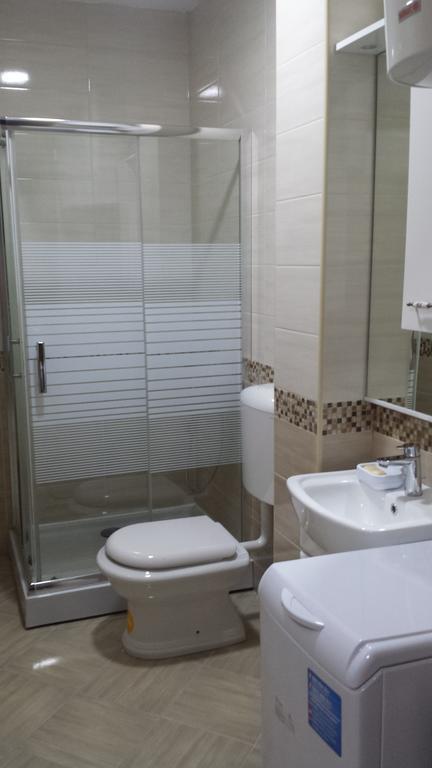 Apartment Fini Tivat Ngoại thất bức ảnh