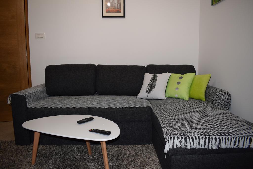 Apartment Fini Tivat Ngoại thất bức ảnh
