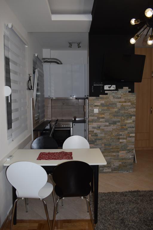 Apartment Fini Tivat Ngoại thất bức ảnh